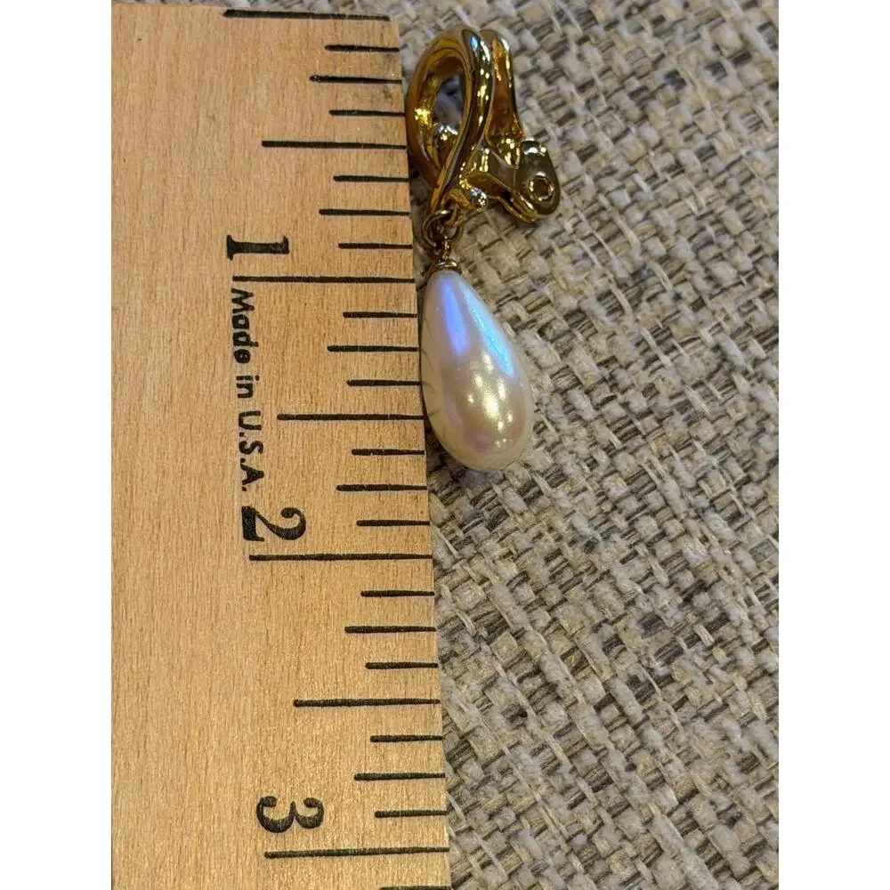 Monet Clip On Women's Faux Gold Pearl Teardrop Dangle Earrings Vintage